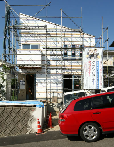 マイホームの正面をシグマ12-24で