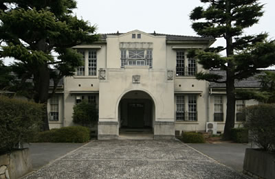 CɂȂ錚z